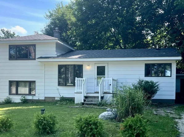 36903 N Alice Ln, Lake Villa, IL 60046