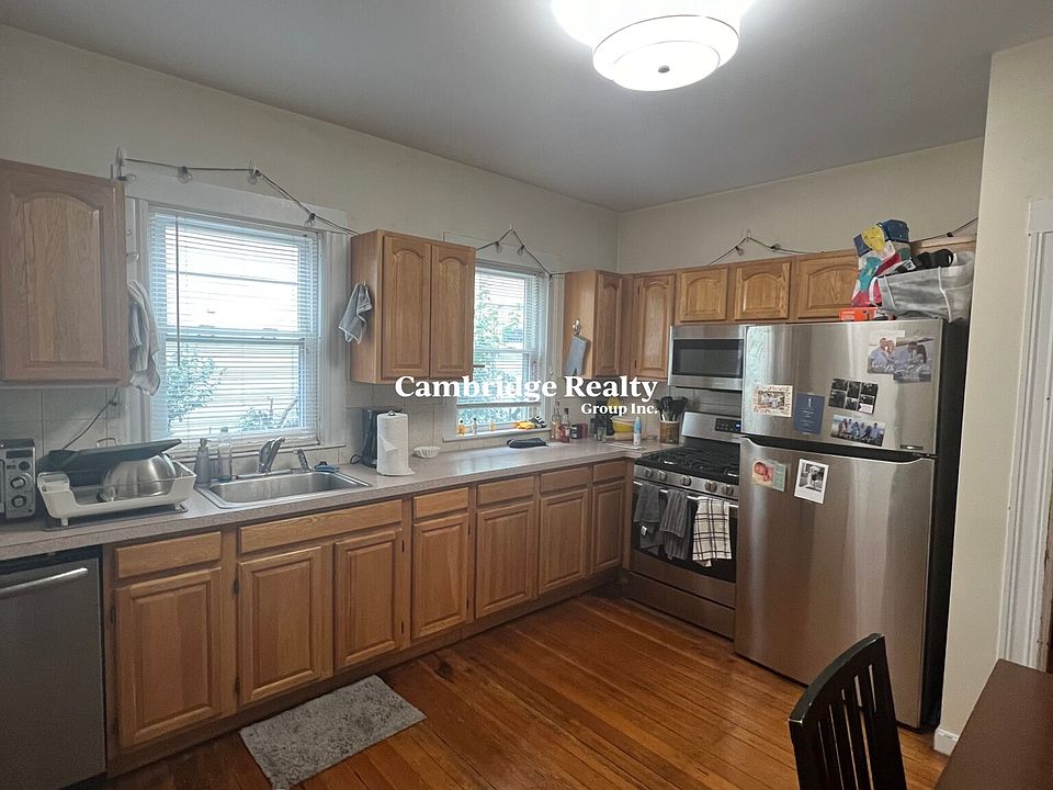 1st image of 270 Harvard St #1T