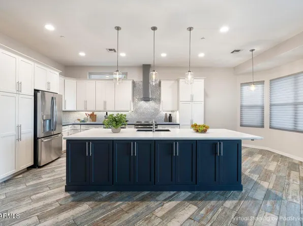 10585 E MEADOWHILL Drive, Scottsdale, AZ 85255