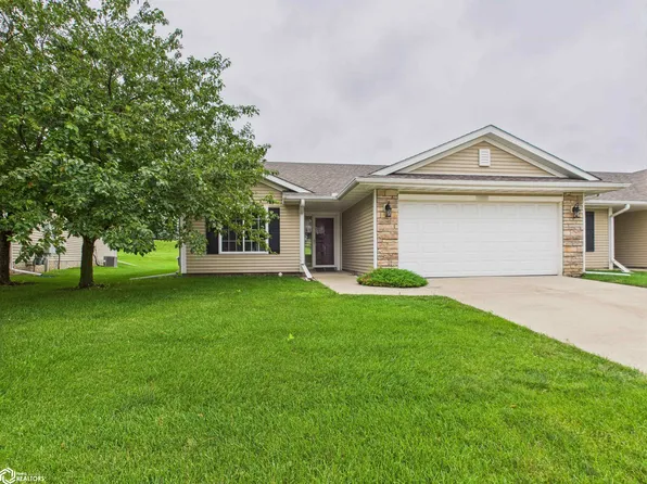 1208 N 6th St, Indianola, IA 50125