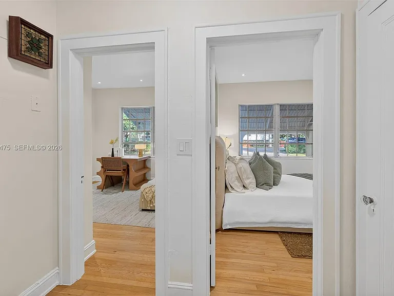 1305 Alhambra Cir — Photo 20
