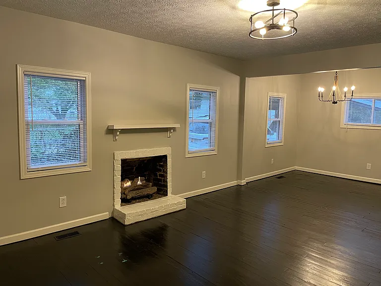108 Merriman Rd — Photo 3