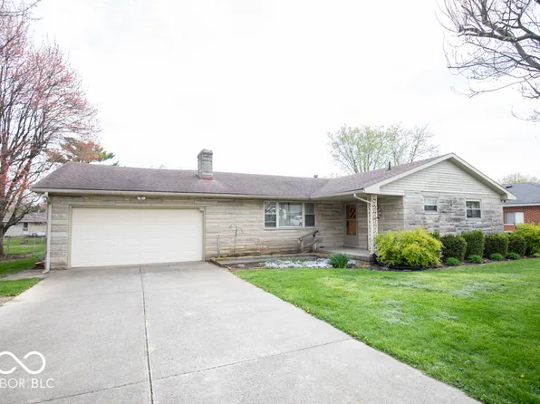 911 W 11th St, Greensburg, IN 47240