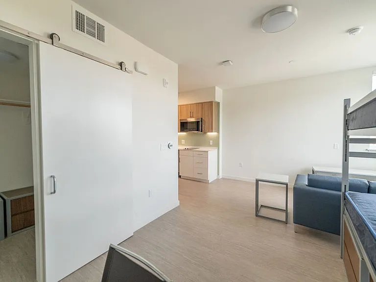Secure Your Dream Home at RUMI Fully Furnished Units with Stunning Views! — Photo 8