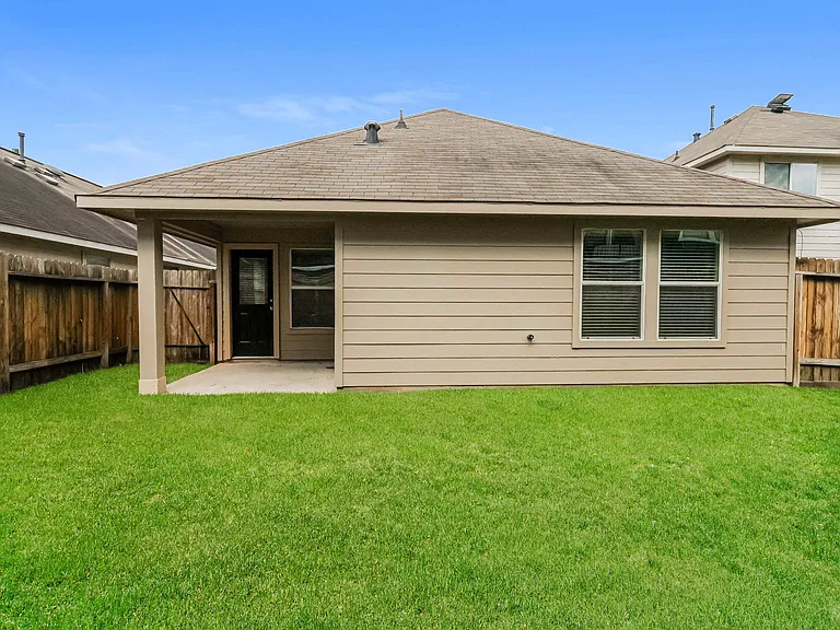 5530 Plantation Forest Dr — Photo 6