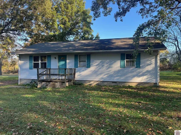 11235 Mann St, Kevil, KY 42053