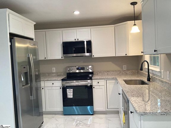 2nd image of 28 Pittman Cir