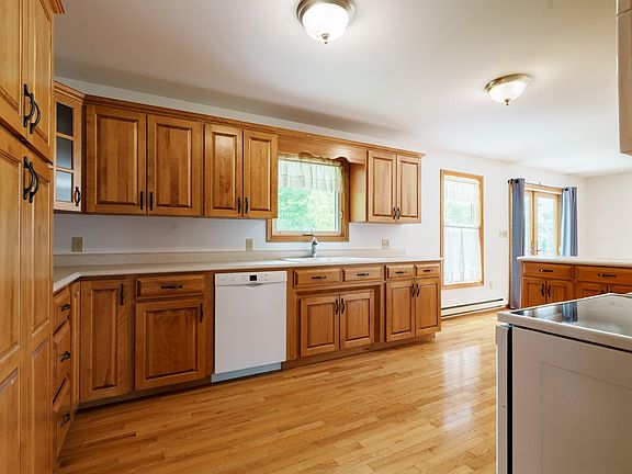 5th image of 49 Mount Herbert Rd