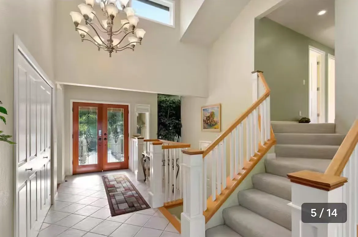 4 bed, 3240 sqft, $5,000 — Photo 3