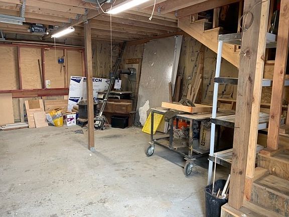3rd image of 1712 E Dalton Ave
