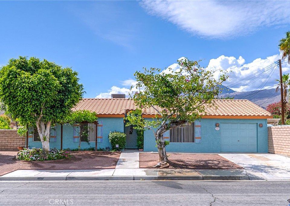 1st image of 53255 Avenida Herrera