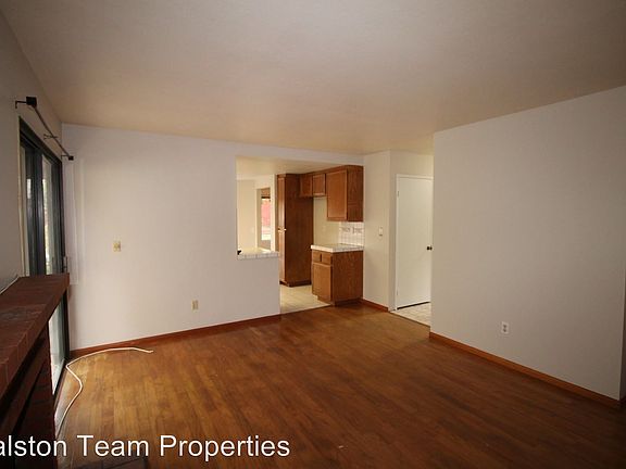 5th image of 872 Gold Oak Ct