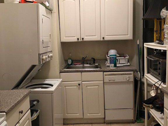 2nd image of 231 2nd Ave APT 10