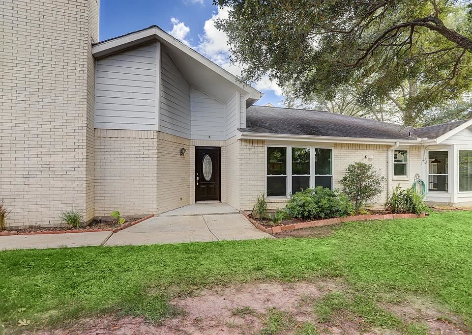 1st image of 12602 Ashford Chase Dr