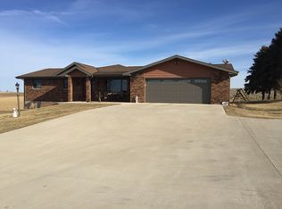 1960 Hyview Rd, Cuba City, WI 53807