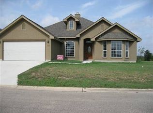 228 Greenway Dr, Seguin, TX 78155
