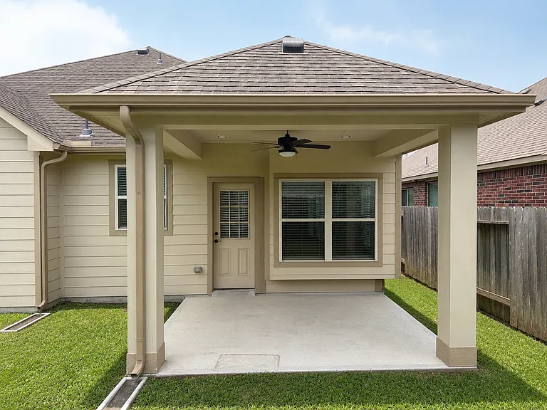 2418 Dianna Lee Dr — Photo 20