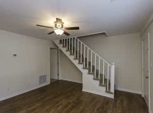 1901 Foxchase Blvd #201, Fredericksburg, VA 22405