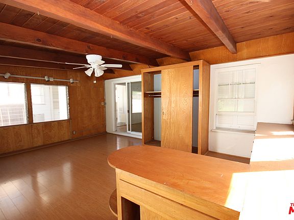 5th image of 2231 Balsam Ave