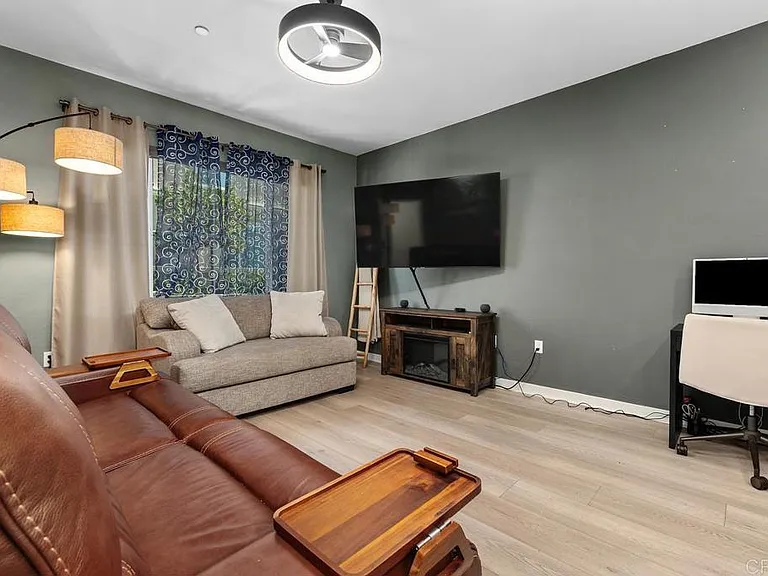 35161 Grove Trl — Photo 8