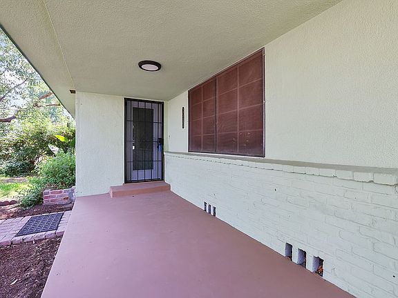 2nd image of 2517 W Vassar Ave