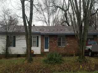 1904 Meadow Dr, West Plains, MO 65775