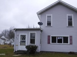 414 E Michigan Ave, Three Rivers, MI 49093