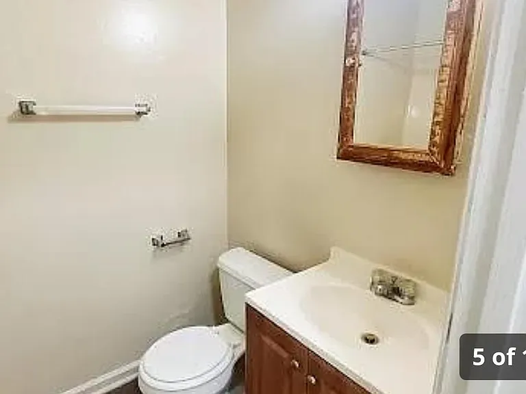 709 Kirkham St — Photo 2