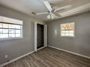 209 Oakdale Ave, Mary Esther, FL 32569