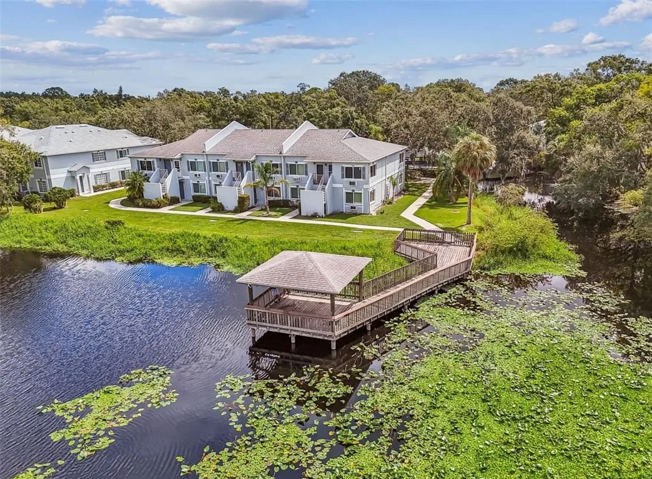 4134 Dolphin Dr — Photo 4
