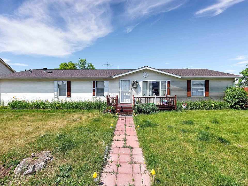 1st image of 20495 Nicke St