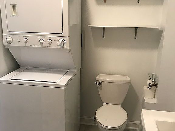 3rd image of 723 N 24th St