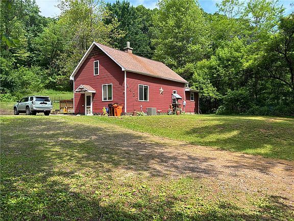 2nd image of 1420 McKinley Road