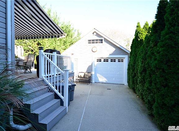 2nd image of 8903 249th St