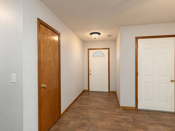 4th image of 1206 S Killingsworth Avenue
