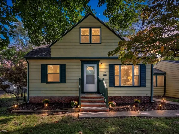 60 Greencroft Rd, Bedford, OH 44146