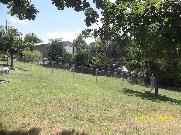 5th image of 236 Sparkman Dr S