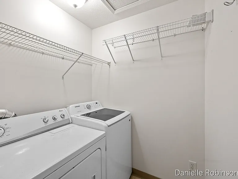 5449 Rivertown Cir SW — Photo 16