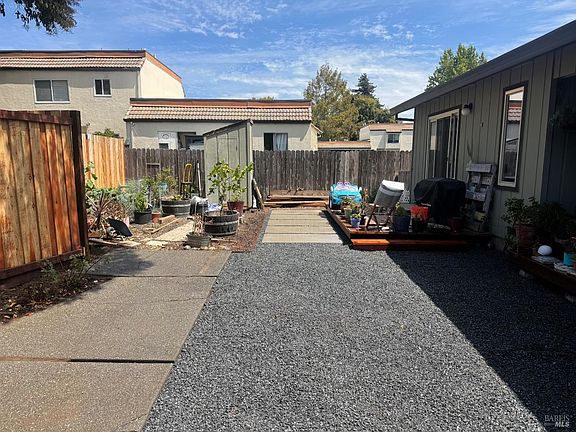 2nd image of 1830 Mission Blvd