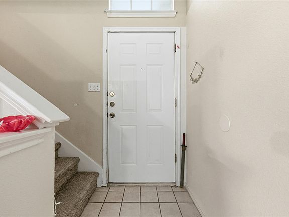 3rd image of 120/122 Cedargrove