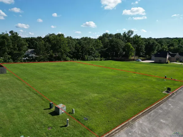 Creekside Dr, Marshall, TX 75672