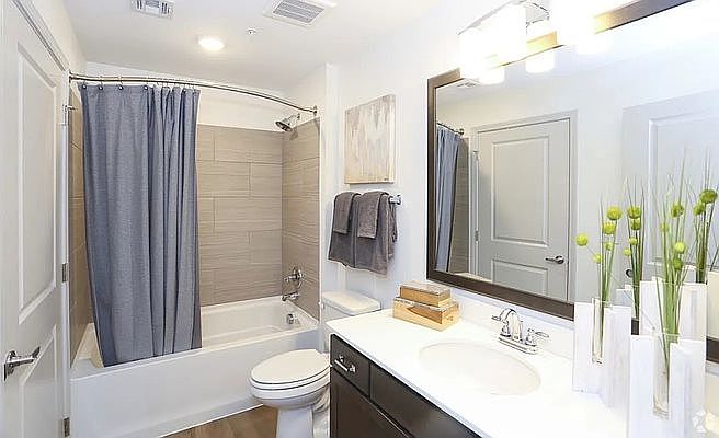 2nd image of 4 Spruce St #9K