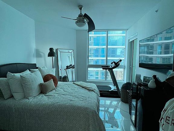 2nd image of 300 S Biscayne Blvd APT 3502