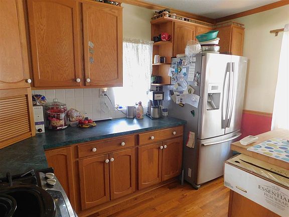 5th image of 408 Cottonwood St