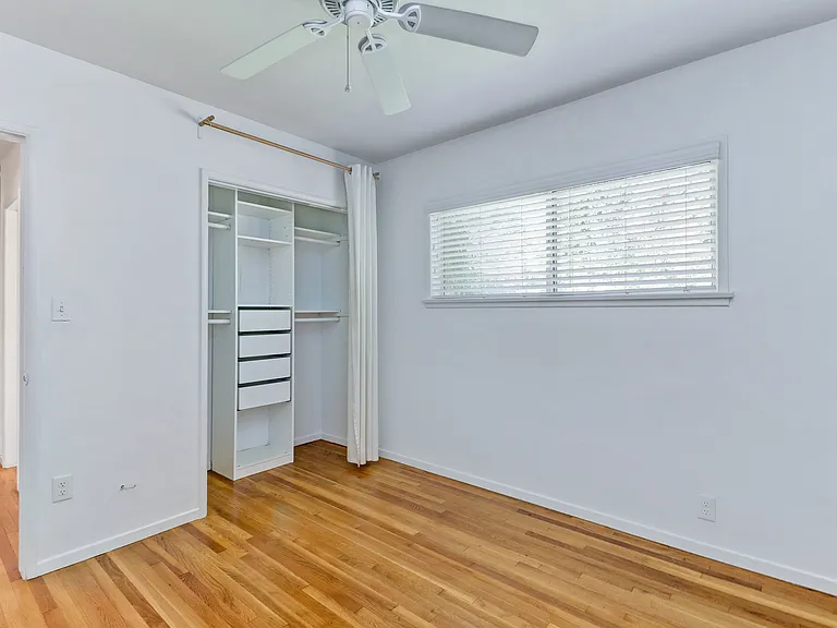 3021 Rhodelia Ave — Photo 24