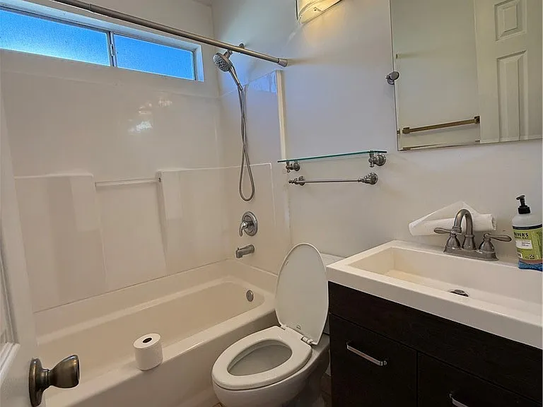 1317 W Alameda Ave #A — Photo 13