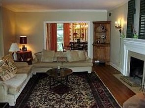 3rd image of 200 E Galloway Dr