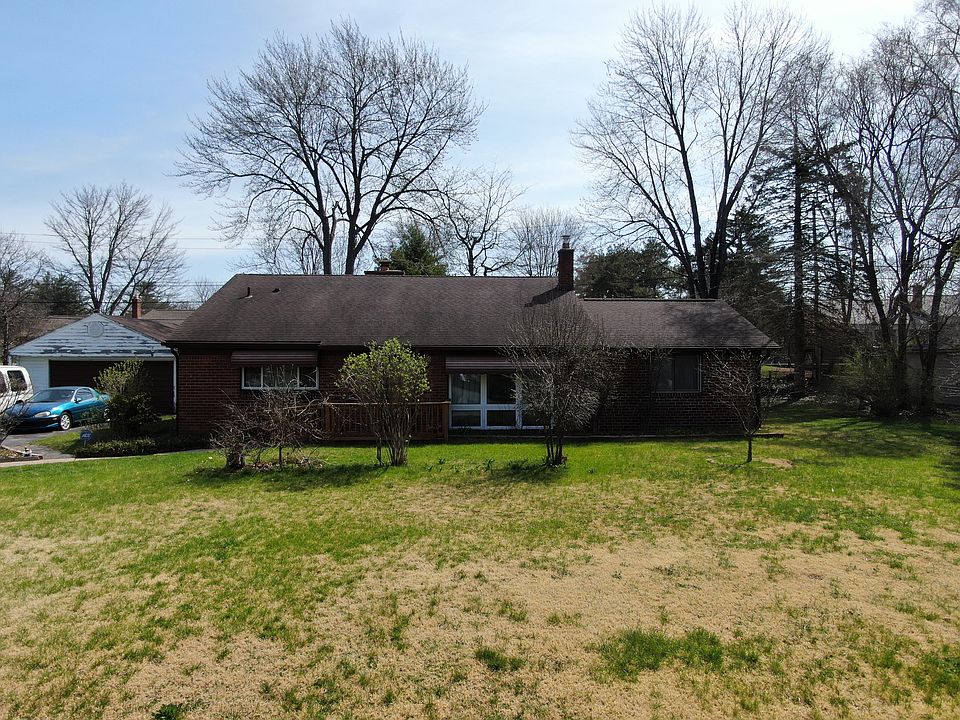 1st image of 3920 Dill Dr
