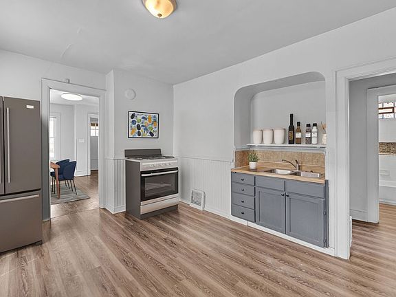 5th image of 2932 N Holton St #2932A