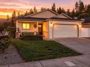 110 Westbrook Dr, Rogue River, OR 97537